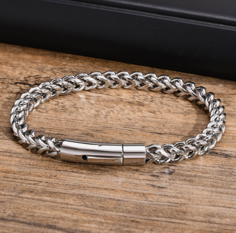 Magnet Silver Franco