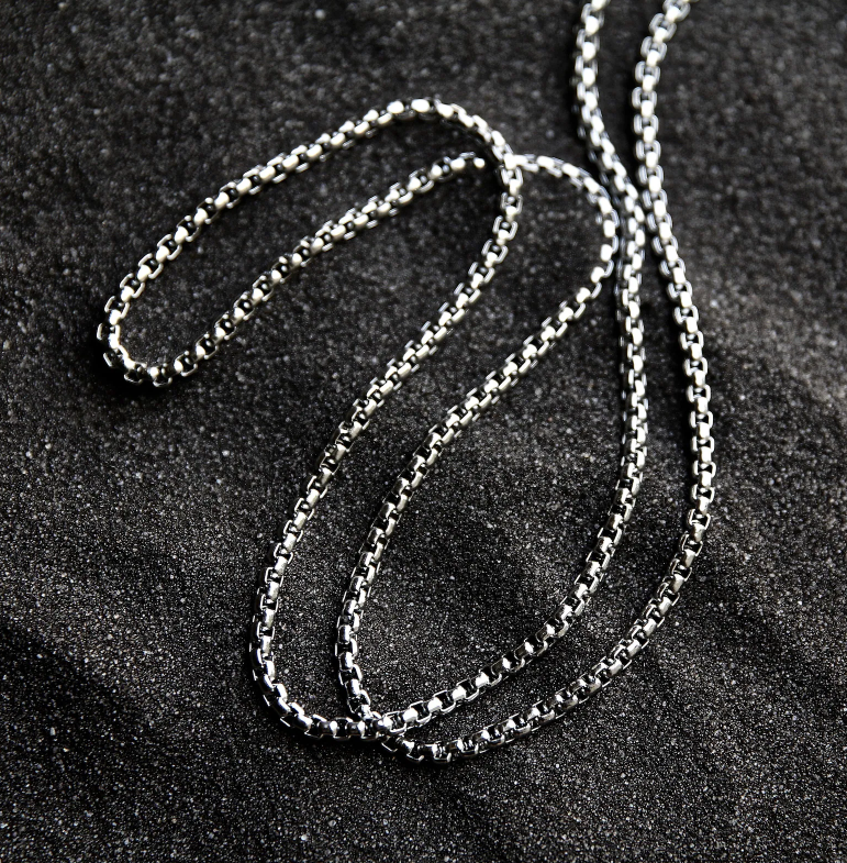 Masculine Box Chain