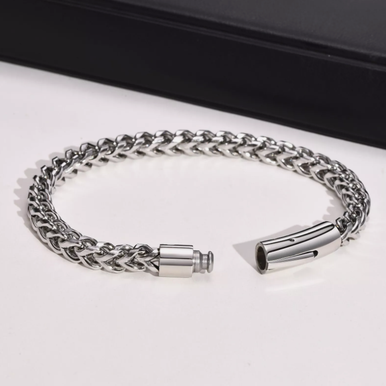 Magnet Silver Franco